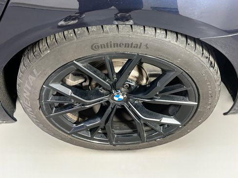 Used 2021 BMW 530i xDrive w/ M Sport Package image 31