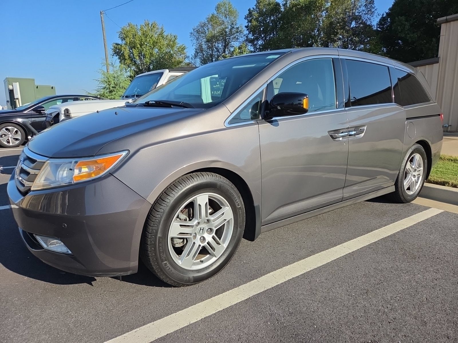 Used 2013 Honda Odyssey Touring image 2