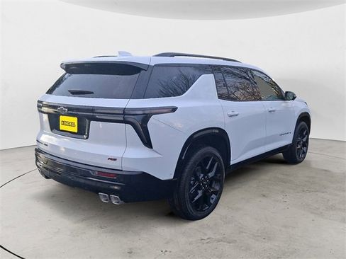 New 2026 Chevrolet Traverse RS image 5