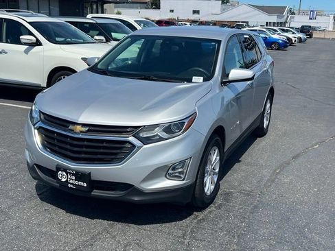 Used 2020 Chevrolet Equinox LT FWD image 3