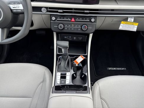 New 2026 Hyundai Tucson SE AWD/4WD image 12