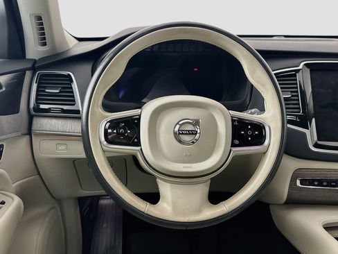 Used 2023 Volvo XC90 B6 Plus w/ Protection Package AWD/4WD image 18
