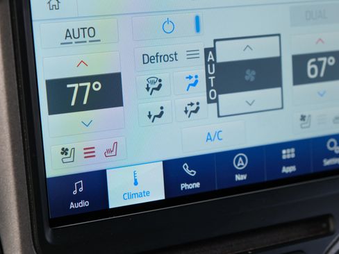 Used 2015 Ford F350 Lariat w/ Lariat Interior Package image 55