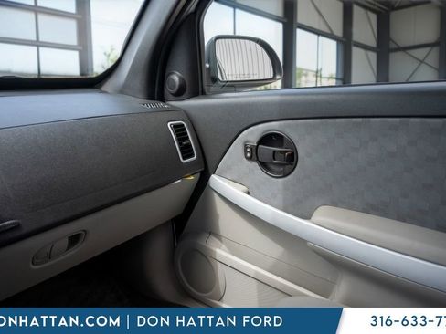 Used 2009 Chevrolet Equinox LS FWD image 12