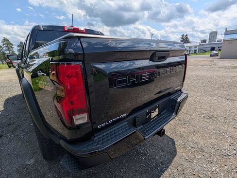 Used 2024 Chevrolet Colorado Trail Boss w/ Advanced Trailering Package AWD/4WD image 19