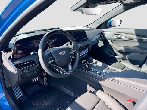 New 2026 Cadillac CT5 V image 9