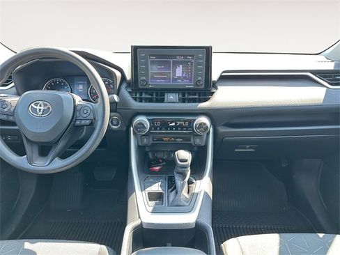 Used 2022 Toyota RAV4 XLE image 11