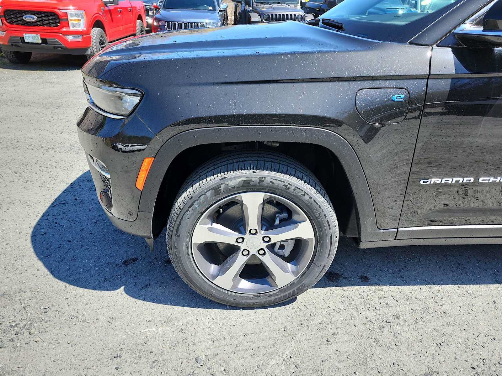 New 2024 Jeep Grand Cherokee Limited 4xe w/ Luxury Tech Group II AWD/4WD image 10