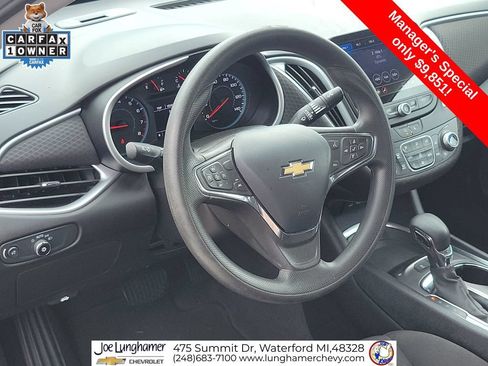 Used 2023 Chevrolet Malibu LT w/ Driver Confidence Package FWD image 11
