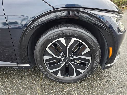 Used 2022 Kia EV6 Wind image 9