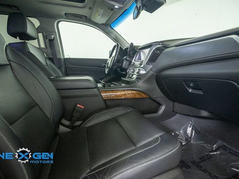 Used 2020 Chevrolet Tahoe Premier AWD/4WD image 41