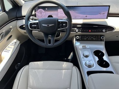 New 2026 Genesis GV70 2.5T Advanced AWD/4WD image 19