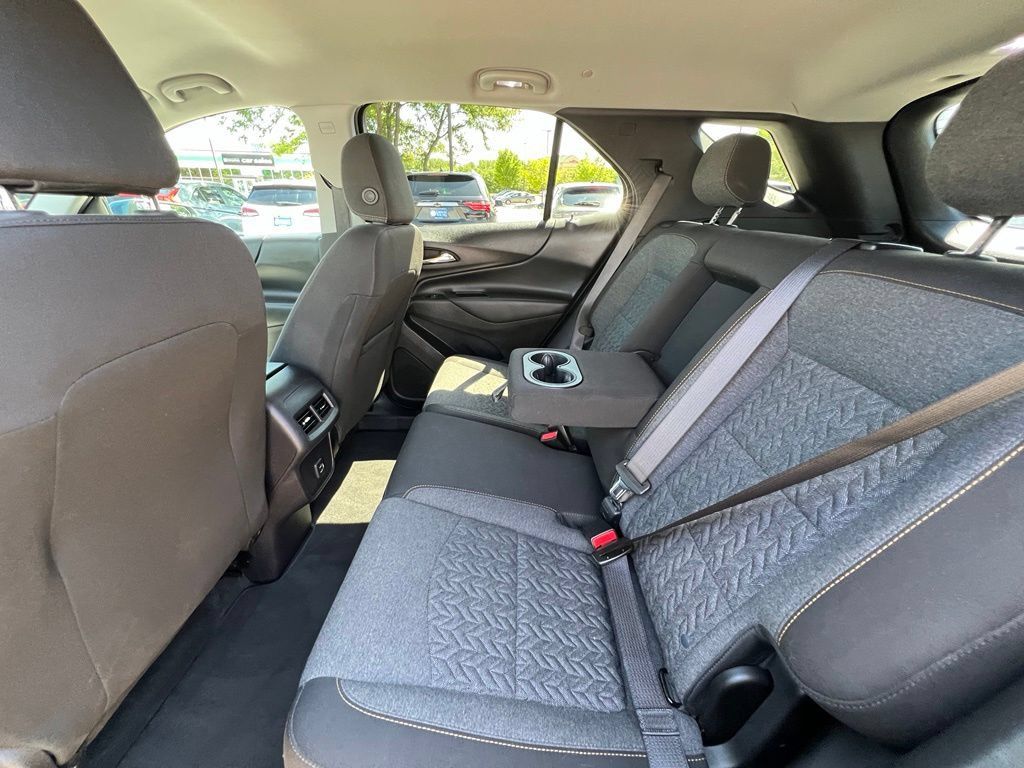 Used 2024 Chevrolet Equinox LT AWD/4WD image 21