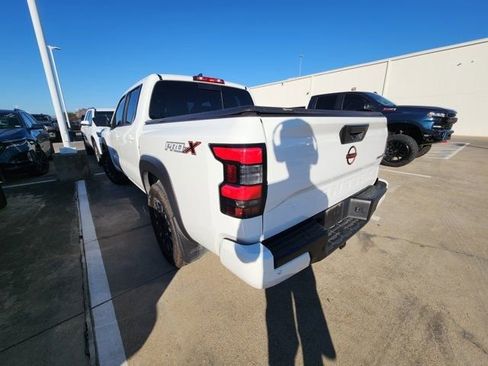 Used 2023 Nissan Frontier Pro-X w/ Pro Convenience Package image 4