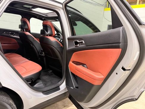 Used 2023 Kia Sportage SX FWD image 41