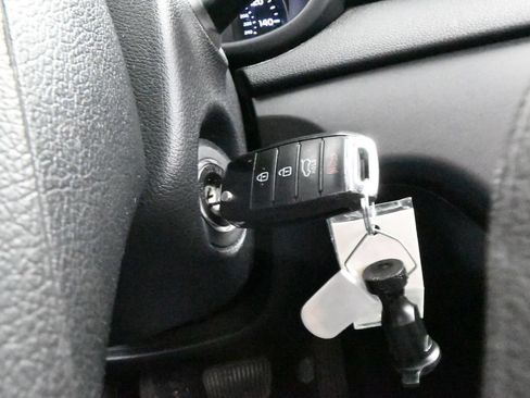 Used 2019 Kia Sportage LX FWD image 26