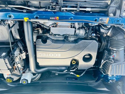 Used 2020 Chevrolet Equinox LT w/ Driver Convenience Package image 25