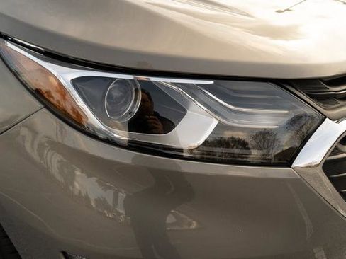 Used 2019 Chevrolet Equinox LT image 36