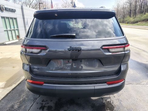 New 2026 Jeep Grand Cherokee L 4WD image 8
