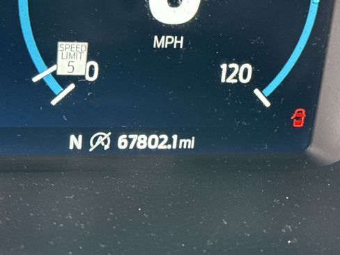 Used 2022 Ford F150 Limited image 16