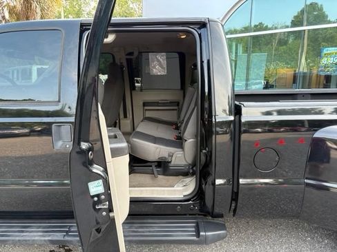 Used 2009 Ford F350 4x4 Crew Cab DRW Super Duty image 24