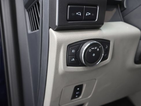 Used 2022 Ford F350 XLT w/ XLT Premium Package AWD/4WD image 42