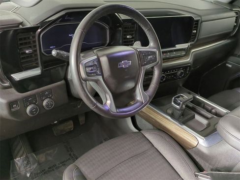 Used 2023 Chevrolet Silverado 1500 RST w/ Convenience Package II image 10