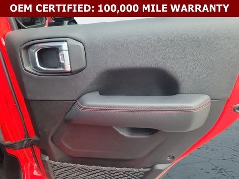 Used 2023 Jeep Gladiator Rubicon AWD/4WD image 18