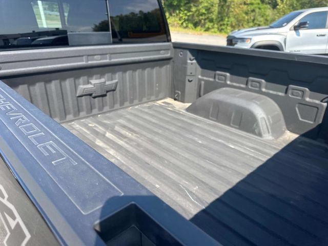 Used 2024 Chevrolet Silverado 1500 RST w/ Dark Appearance Package AWD/4WD image 13