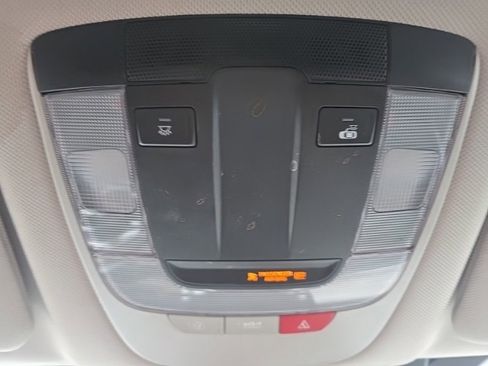 Certified 2023 Kia Sorento S image 20