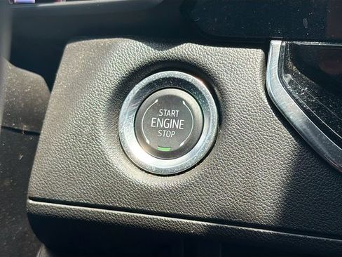 Used 2025 Chevrolet Colorado Trail Boss AWD/4WD image 34