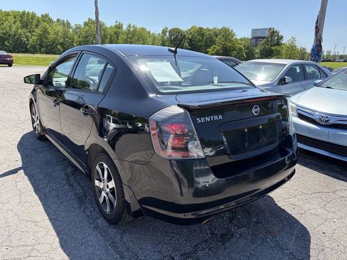 Used 2012 Nissan Sentra 2.0 SR w/ Special Edition Pkg FWD image 2