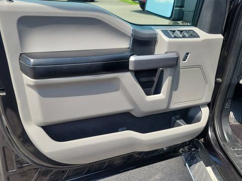 Used 2015 Ford F150 XLT w/ Equipment Group 301A Mid AWD/4WD image 24