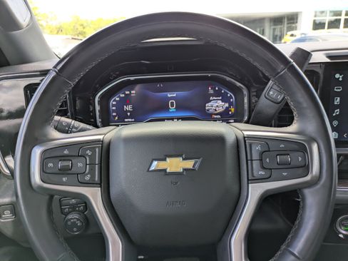 Used 2023 Chevrolet Silverado 1500 LT image 19