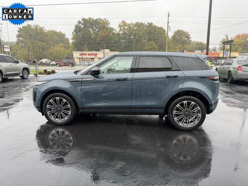 Used 2024 Land Rover Range Rover Evoque S image 4