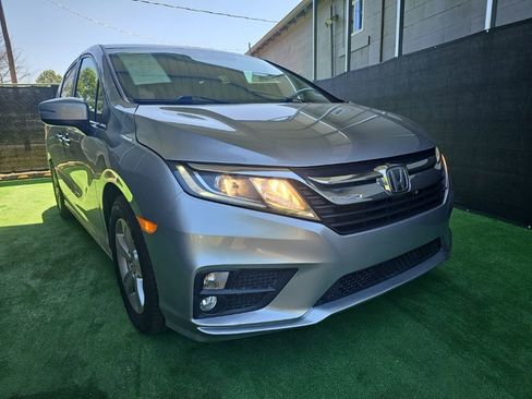 Used 2018 Honda Odyssey EX-L image 2