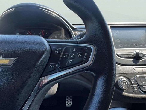 Used 2016 Chevrolet Malibu LT image 27