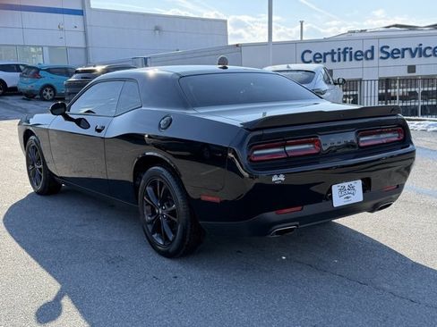 Used 2023 Dodge Challenger SXT w/ Blacktop Package image 12