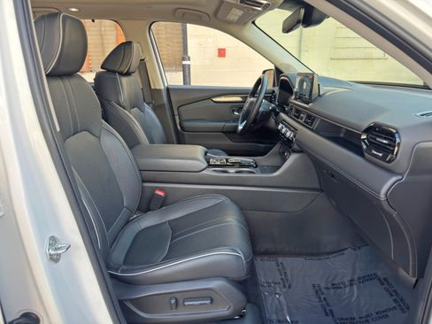 Used 2023 Honda Pilot Elite image 15