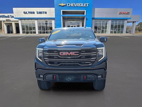 Used 2023 GMC Sierra 1500 AT4 w/ AT4 Premium Package image 2