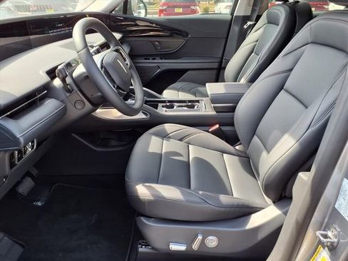 New 2026 Lincoln Nautilus Premier image 7