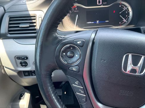 Used 2017 Honda Pilot EX-L image 24
