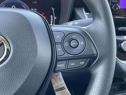 New 2026 Toyota Corolla LE FWD image 31
