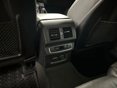 Used 2022 Audi SQ5 Premium AWD/4WD image 21