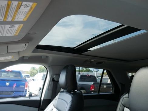 Used 2023 Ford Explorer XLT w/ Equipment Group 202A AWD/4WD image 3