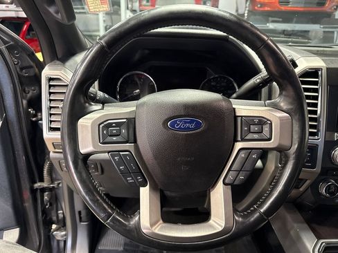 Used 2017 Ford F250 Platinum w/ Platinum Ultimate Package AWD/4WD image 93