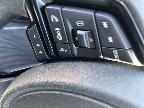 Used 2025 Subaru Crosstrek 2.0i Premium image 28