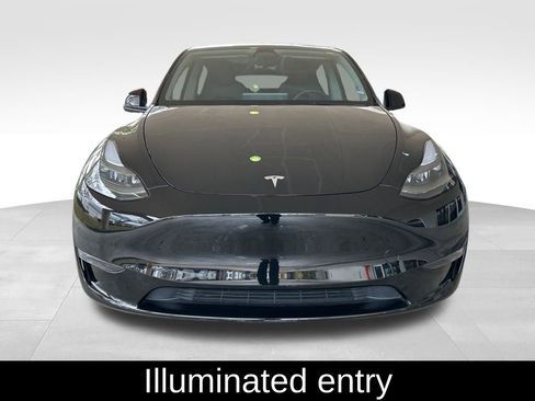 Used 2023 Tesla Model Y Long Range image 14