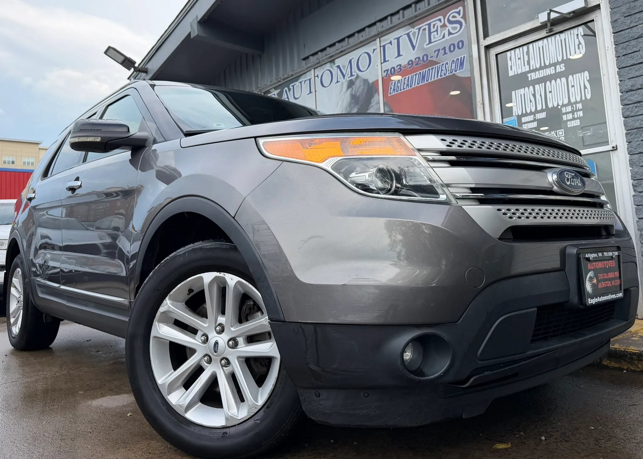 Used 2012 Ford Explorer XLT AWD/4WD image 1