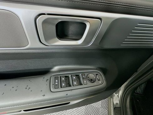 Certified 2025 Hyundai Santa Fe SEL FWD image 23